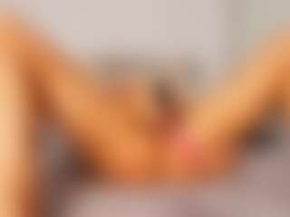 Live cam show with Angellyque - BBW on dropp.cam