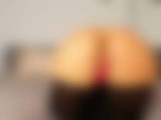Live cam show with Angellyque - Middle Aged on slutload