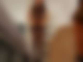 Live cam show with Angellyque - Middle Aged on CamClone