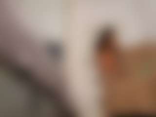 Live cam show with Angellyque - Gamer MILF on xxxlivecams.org