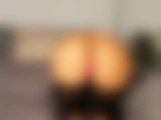 Live cam show with Angellyque - Genital Piercings on camwithhim.com