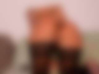 Live cam show with LexiLow - Bedroom on Livezox