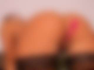 Live cam show with LexiLow - HD MILF on CamSextacy