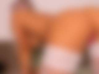 Live cam show with LexiLow - Big Ass MILF on Hubzter Live