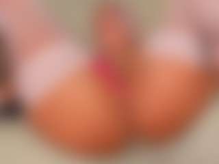 LexiLow's Live Sex Cam Show