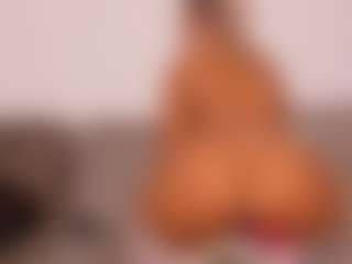 Live cam show with LexiLow - Bikini on infinitiblacc.com