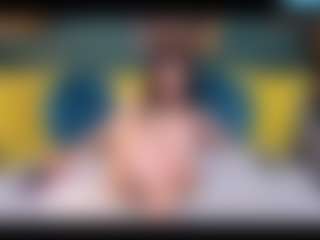Live cam show with SonyaFoxx - Fingers on googirlz