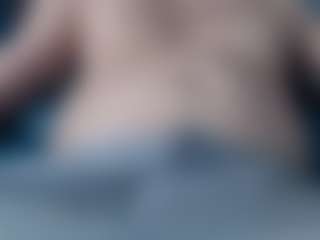Spettacolo in cam dal vivo con swanou87 - Daddy su Camsoda
