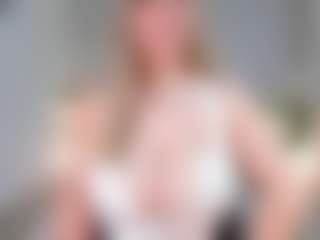 Live cam show with Ann - Anal on Hubzter Live