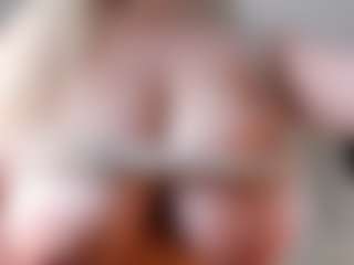 Ann's Live Sex Cam Show