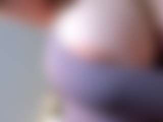 Ann's Live Sex Cam Show