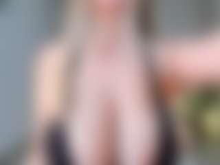 Ann's Live Sex Cam Show