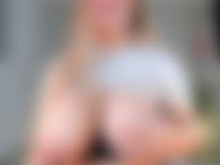 Live cam show with Ann - Blonde Hair Big Tits on Milfs Live