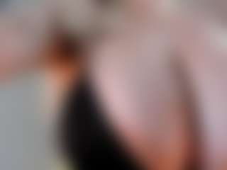 Ann's Live Sex Cam Show
