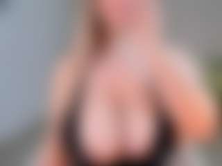 Ann's Live Sex Cam Show