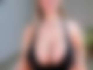 Ann's Live Sex Cam Show