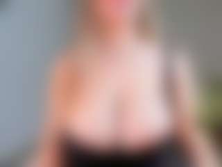 Ann's Live Sex Cam Show
