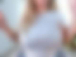 Live cam show with Ann - Gamer Mature on AdultVida.com