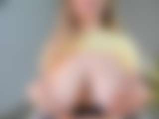 Ann's Live Sex Cam Show
