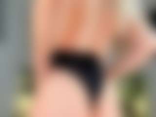 Ann's Live Sex Cam Show