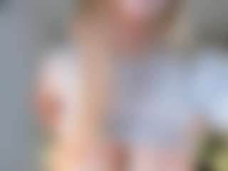 Live cam show with Ann - Spy Mature on StripNow