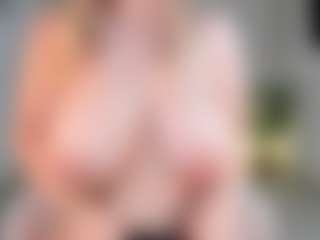 Ann's Live Sex Cam Show