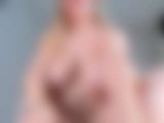 Ann's Live Sex Cam Show
