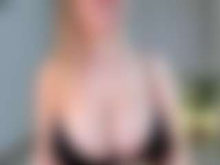 Ann's Live Sex Cam Show