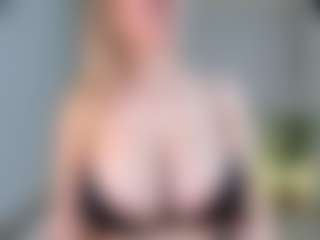 Ann's Live Sex Cam Show