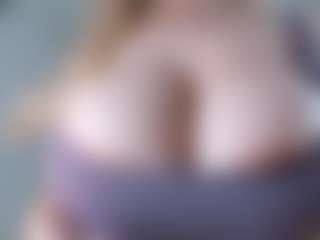 Ann's Live Sex Cam Show