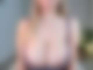 Ann's Live Sex Cam Show