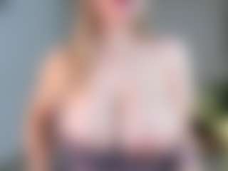 Ann's Live Sex Cam Show