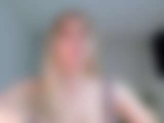 Ann's Live Sex Cam Show