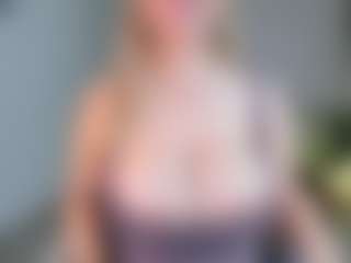 Ann's Live Sex Cam Show