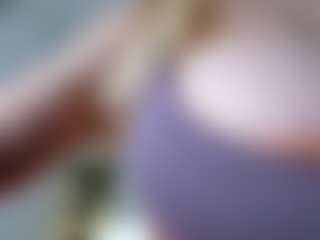 Ann's Live Sex Cam Show