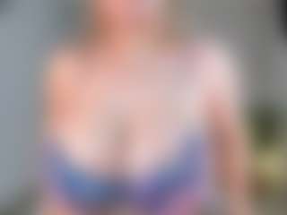 Ann's Live Sex Cam Show