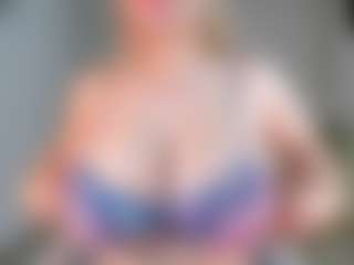 Ann's Live Sex Cam Show