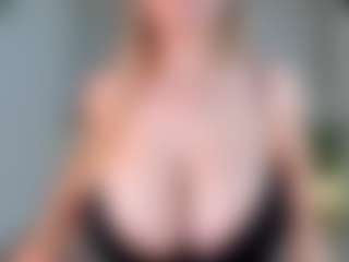 Ann's Live Sex Cam Show