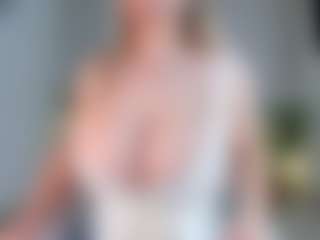 Live cam show with Ann - Big Tits on Hubzter Live