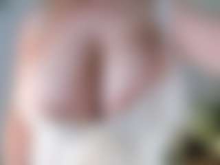 Ann's Live Sex Cam Show