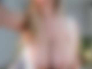 Live cam show with Ann - Facefuck on Milfs Live