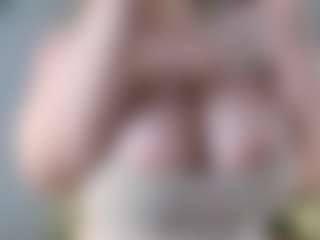 Live cam show with Ann - Tittyfuck on https://playwithruby.com