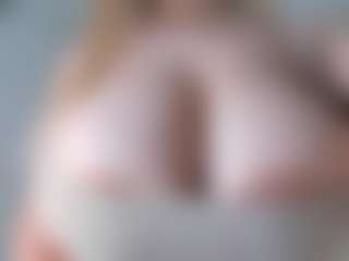 Ann's Live Sex Cam Show