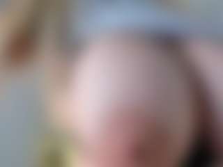 Ann's Live Sex Cam Show
