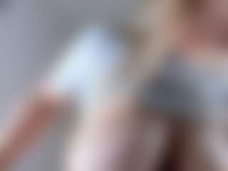 Live cam show with Ann - Natural on Fling VIP Chat