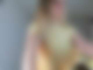 Live cam show with Ann - Natural on Fit Hotties