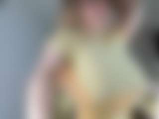 Live cam show with Ann - Strip Mature on Latina Girls
