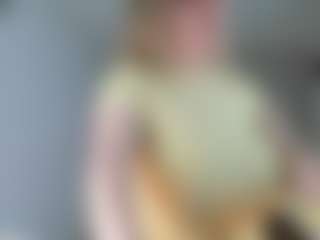Live cam show with Ann - Big Tits MILF on SmokeAndPoke