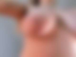 Ann's Live Sex Cam Show