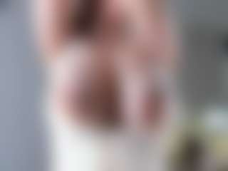 Ann's Live Sex Cam Show